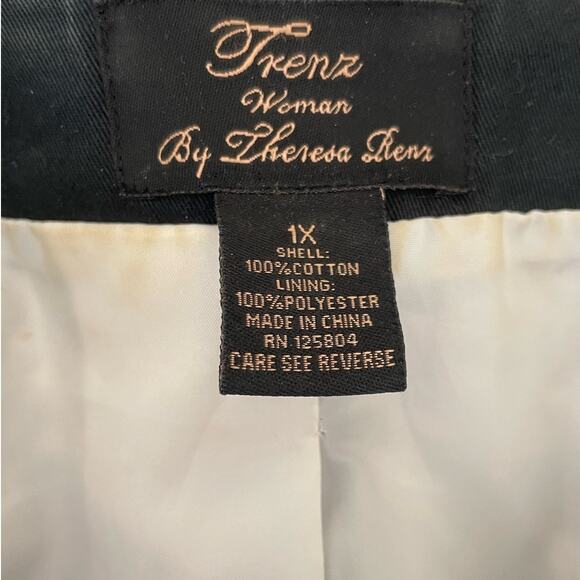 Trena by Theresa Rena Women Top 1X Black White Floral Structured Career Office‎ - Picture 2 of 10